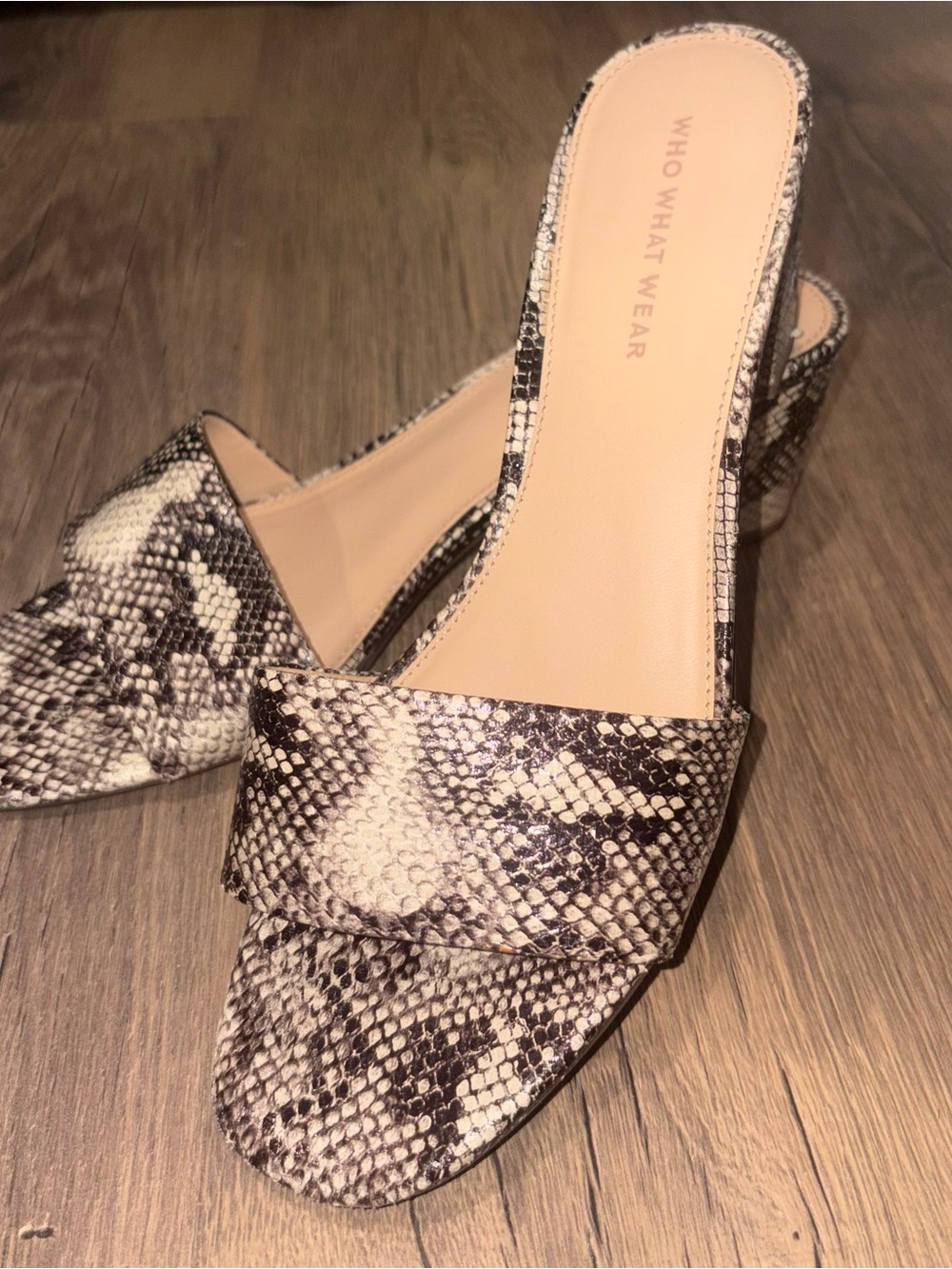 Who What Wear Black & White Snake-Print Slide Mules